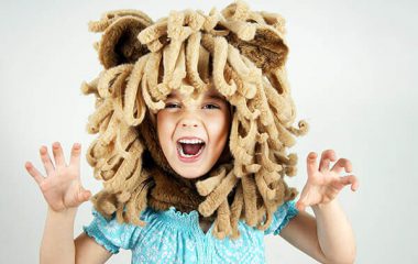 תחפושת =תקשורת +דמיון+ביטחון עצמי